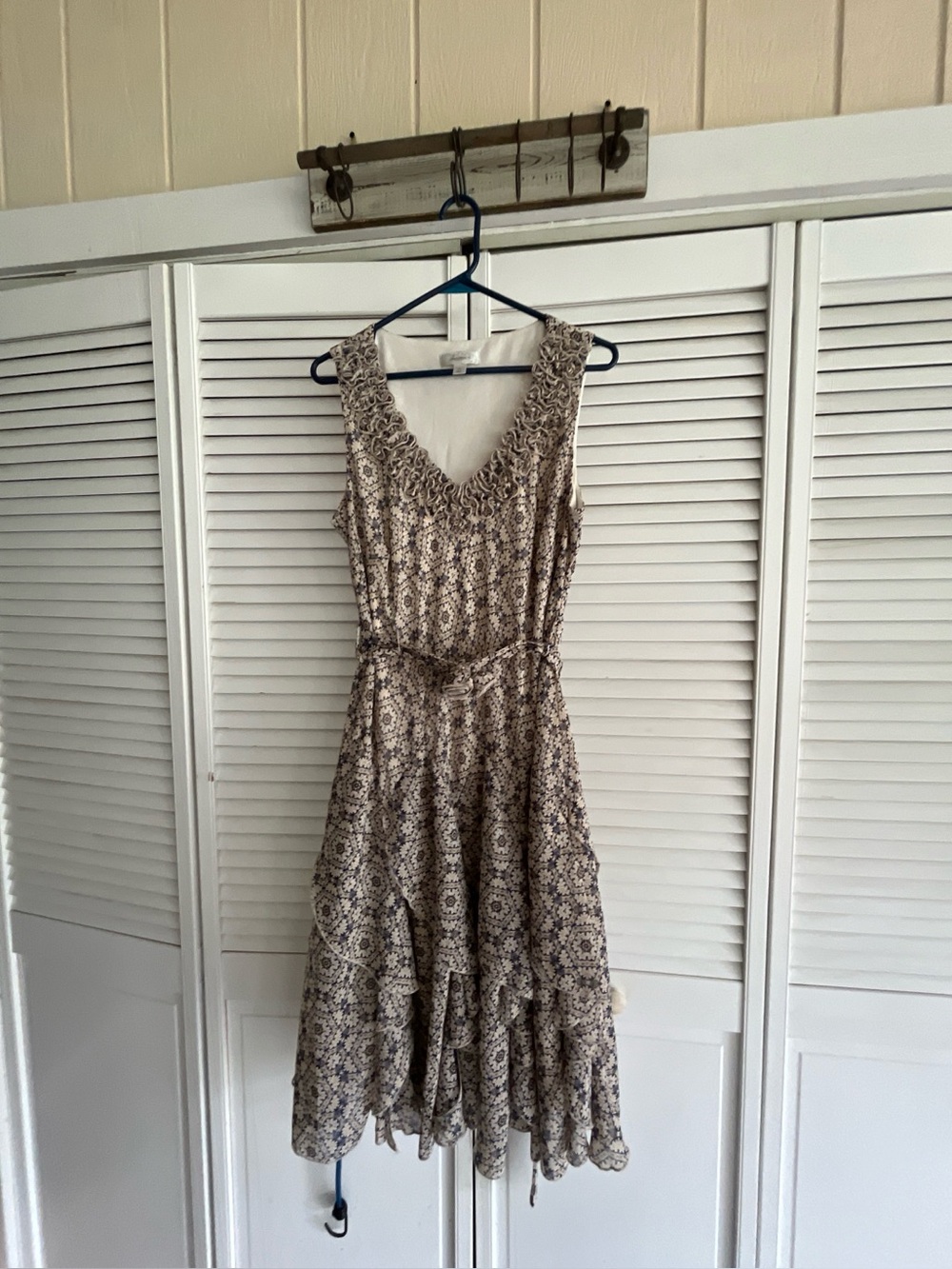 Dress Barn Beige and Brown Sleeveless Floral Midi Dress